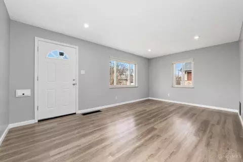 Living - 3210 Cavanaugh Ave, Cincinnati, OH 45211 photo 1 of 3