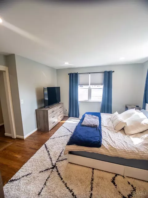 Other - 10141 Lochcrest Dr, Cincinnati, OH 45231 photo 3 of 5
