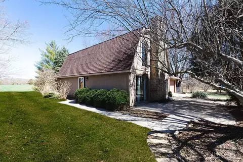 10097 Dorrel Rd, Brookville, IN 47012