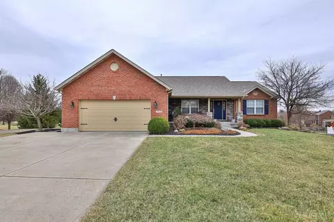 7852 Furrow Ct, West Chester, OH 45069