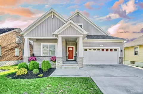 4841 Laurel Ave, Blue Ash, OH 45242