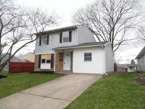 1814 Waynebrook Dr, Middletown, OH 45044