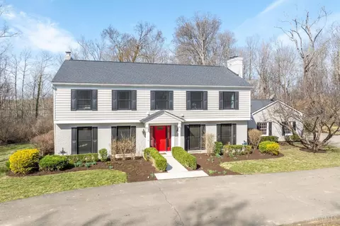 4891 Drake Rd, Cincinnati, OH 45243 photo 2