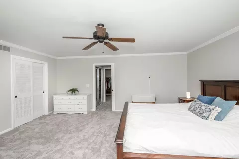4891 Drake Rd, Cincinnati, OH 45243 photo 21