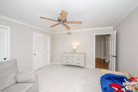 4891 Drake Rd, Cincinnati, OH 45243 photo 26