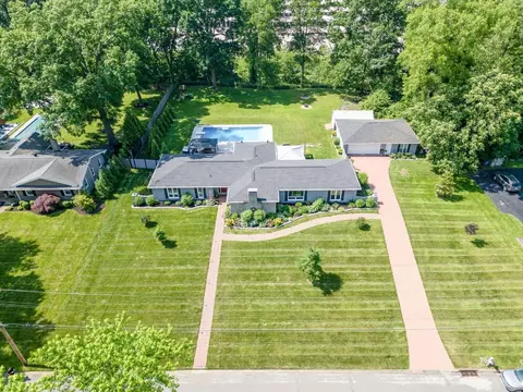 6537 Kentuckyview Dr, Anderson Twp, OH 45230