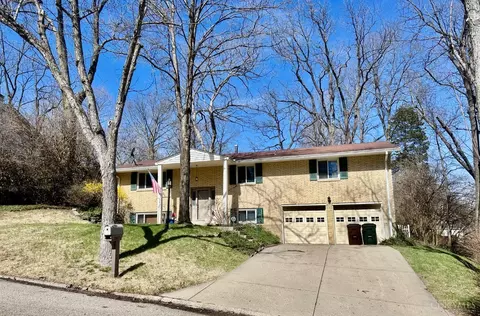 2817 Symphony Way, Dayton, OH 45449