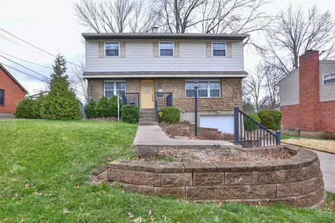 6368 Sharlene Dr, Cincinnati, OH 45248
