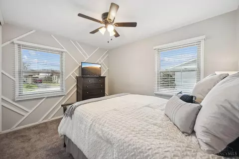 Bedroom - 121 Whippoorwill Dr, Harrison, OH 45030 photo 3 of 8