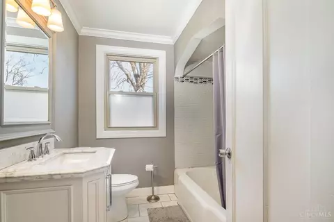 Bath - 1920 Compton Rd, Mount Healthy, OH 45231 photo 3 of 3