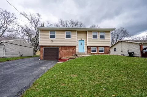 10048 Sturgeon Ln, Colerain Twp, OH 45251
