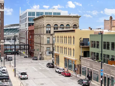 Exterior - 413 Plum St, Cincinnati, OH 45202 photo 6 of 8