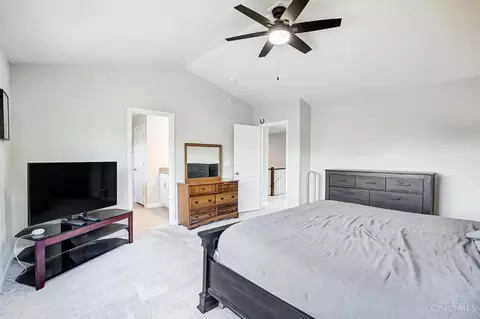 Bedroom - 5727 Eldon Dr, Liberty Twp, OH 45011 photo 3 of 9