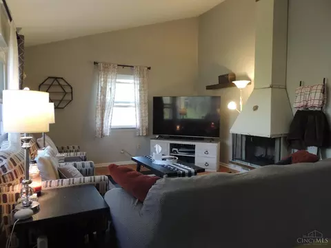 Living - 137 Junedale Dr, Greenhills, OH 45218 photo 1 of 5