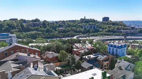 View/Area - 547 Milton St, Cincinnati, OH 45202 photo 6 of 8