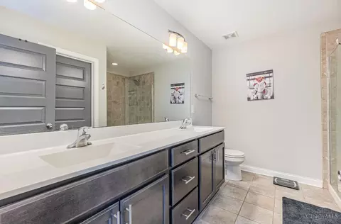 Bath - 602 Brownstone Row, Springboro, OH 45066 photo 3 of 4