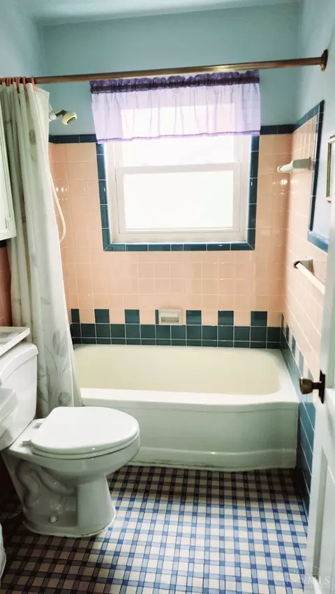 587 Smiley Ave, Springdale, OH 45246 photo 22