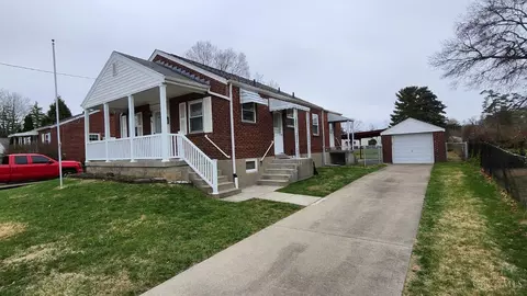 587 Smiley Ave, Springdale, OH 45246 photo 2