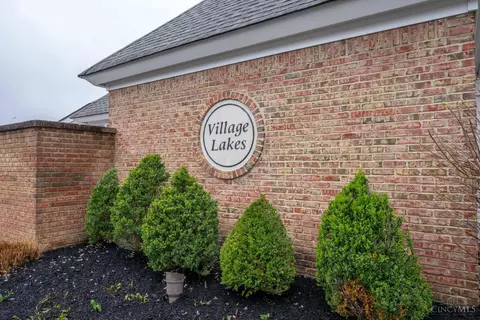 4243 Fieldsedge Dr, Mason, OH 45040 photo 3