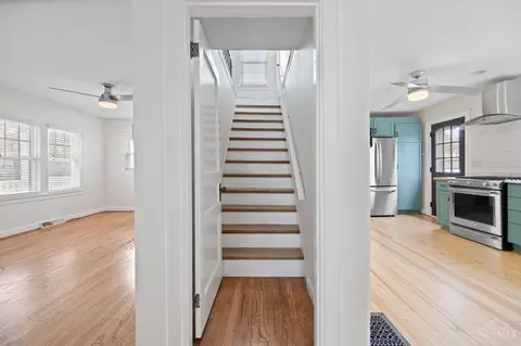 Entry Way - 9614 Conklin Rd, Blue Ash, OH 45242 photo 1 of 4