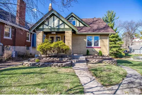 3524 Darwin Ave, Cheviot, OH 45211