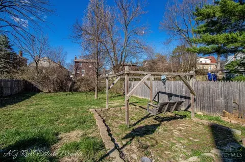 Exterior - 3524 Darwin Ave, Cheviot, OH 45211 photo 7 of 8