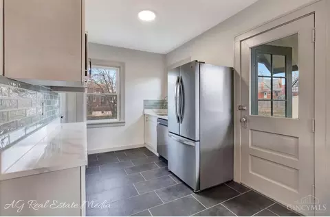 Kitchen - 3524 Darwin Ave, Cheviot, OH 45211 photo 2 of 3