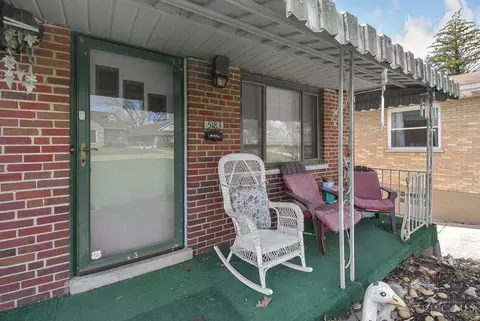 Exterior - 5183 Sidney Rd, Cincinnati, OH 45238 photo 3 of 9