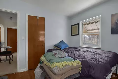 Bedroom - 5183 Sidney Rd, Cincinnati, OH 45238 photo 5 of 5