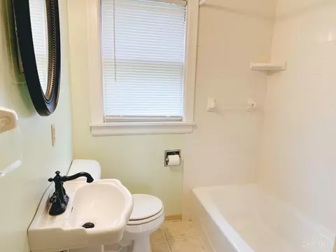 229 Mcguire Ln, Reading, OH 45215 photo 8