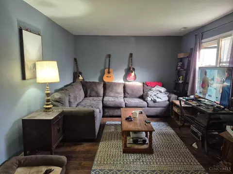 Living - 111 Supinger St, Blanchester, OH 45107 photo 2 of 3