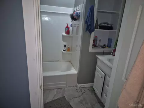 Bath - 111 Supinger St, Blanchester, OH 45107 photo 1 of 4
