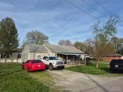 111 Supinger St, Blanchester, OH 45107