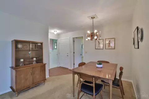 8540 Pringle Dr, Cincinnati, OH 45231 photo 11
