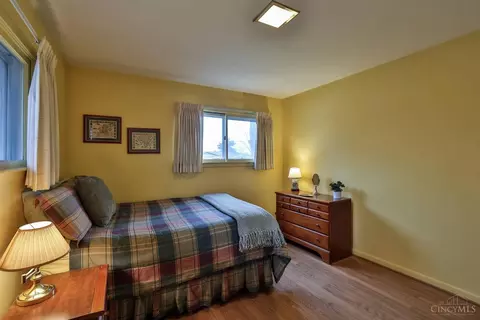 8540 Pringle Dr, Cincinnati, OH 45231 photo 25
