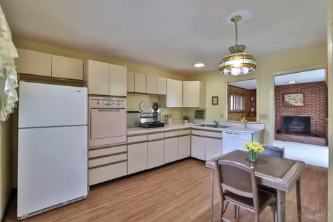 8540 Pringle Dr, Cincinnati, OH 45231 photo 14