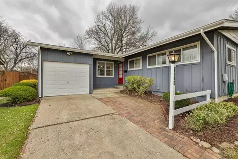 8540 Pringle Dr, Cincinnati, OH 45231 photo 3