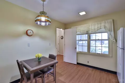 8540 Pringle Dr, Cincinnati, OH 45231 photo 16