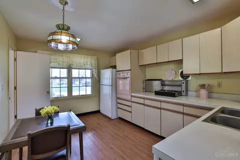8540 Pringle Dr, Cincinnati, OH 45231 photo 15