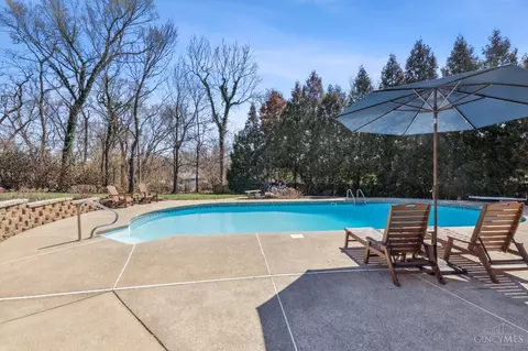 2742 Saddleback Dr, Cincinnati, OH 45244 photo 32