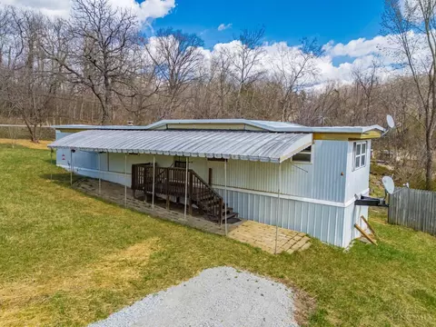 1635 Old St Rt 32, Peebles, OH 45660