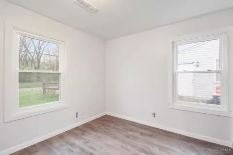 Bedroom - 147 Campbell Rd, Harrison, OH 45030 photo 2 of 7