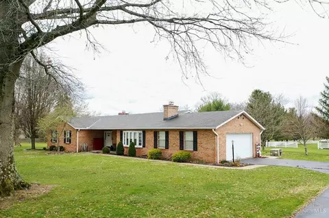 2549 Swings Corner Pt Isabel Rd, Bethel, OH 45106