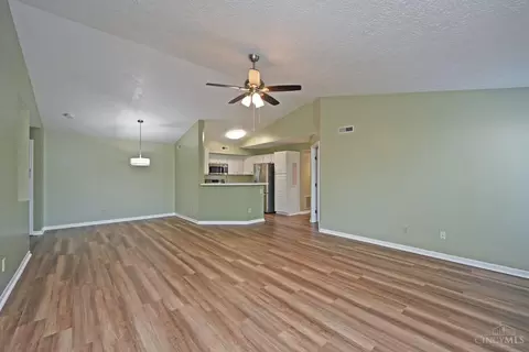 7927 Ramble Vw, Cincinnati, OH 45231 photo 8