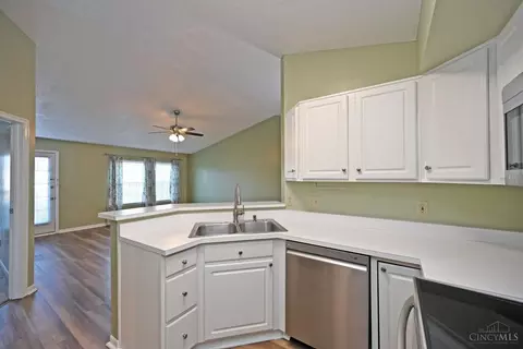 7927 Ramble Vw, Cincinnati, OH 45231 photo 14