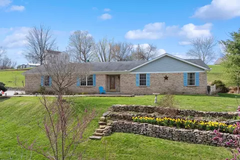 1697 Clarksville Rd, Clarksville, OH 45113