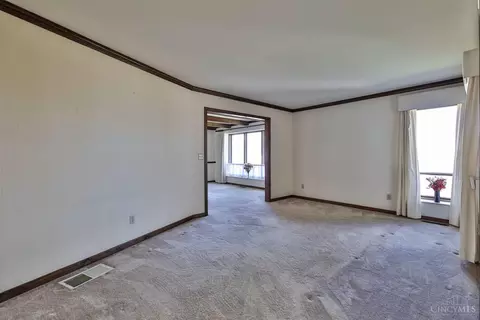 8453 Fields Ertel Rd, Cincinnati, OH 45249 photo 8