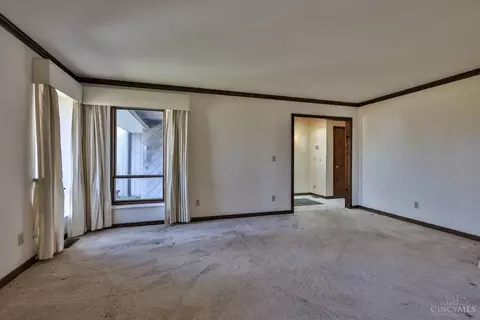 8453 Fields Ertel Rd, Cincinnati, OH 45249 photo 9