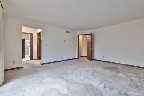 8453 Fields Ertel Rd, Cincinnati, OH 45249 photo 27