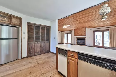 8453 Fields Ertel Rd, Cincinnati, OH 45249 photo 22